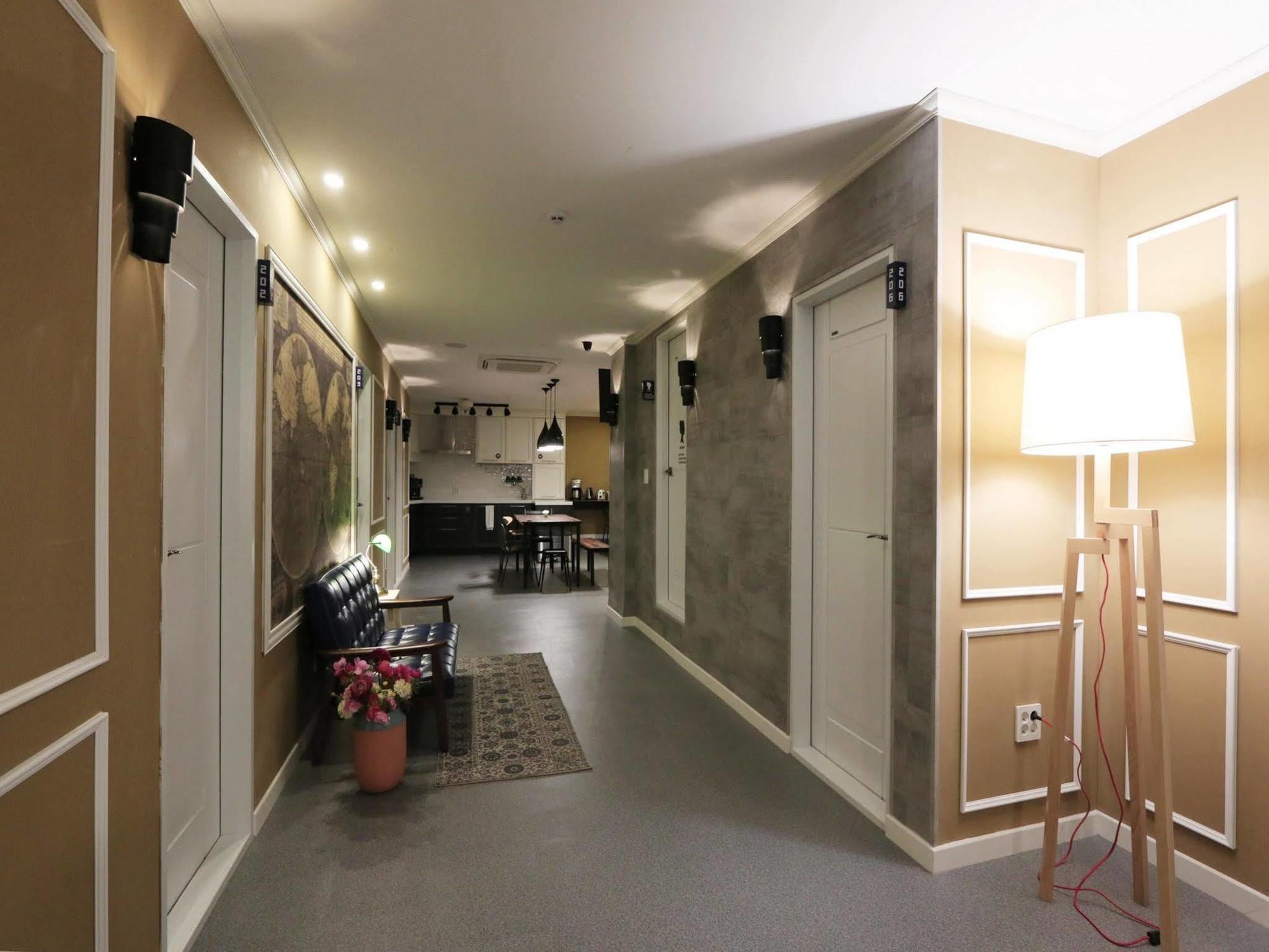 Blueboat Hostel Gyeongju Extérieur photo